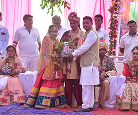 We rise by lifting others.