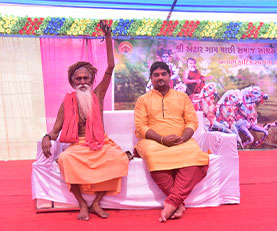 We rise by lifting others.