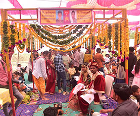 We rise by lifting others.